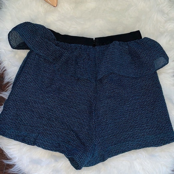 BCBGeneration Peplum Shorts - Picture 3 of 7